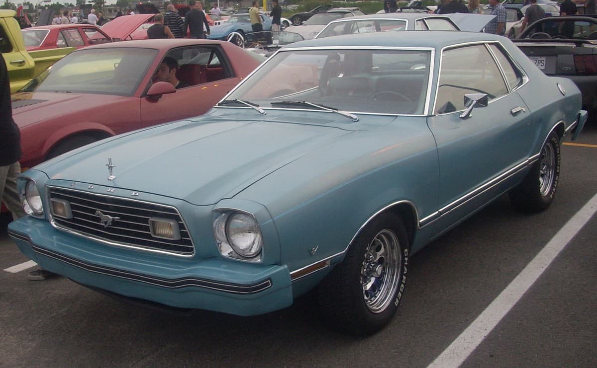 second generation mustang picture
